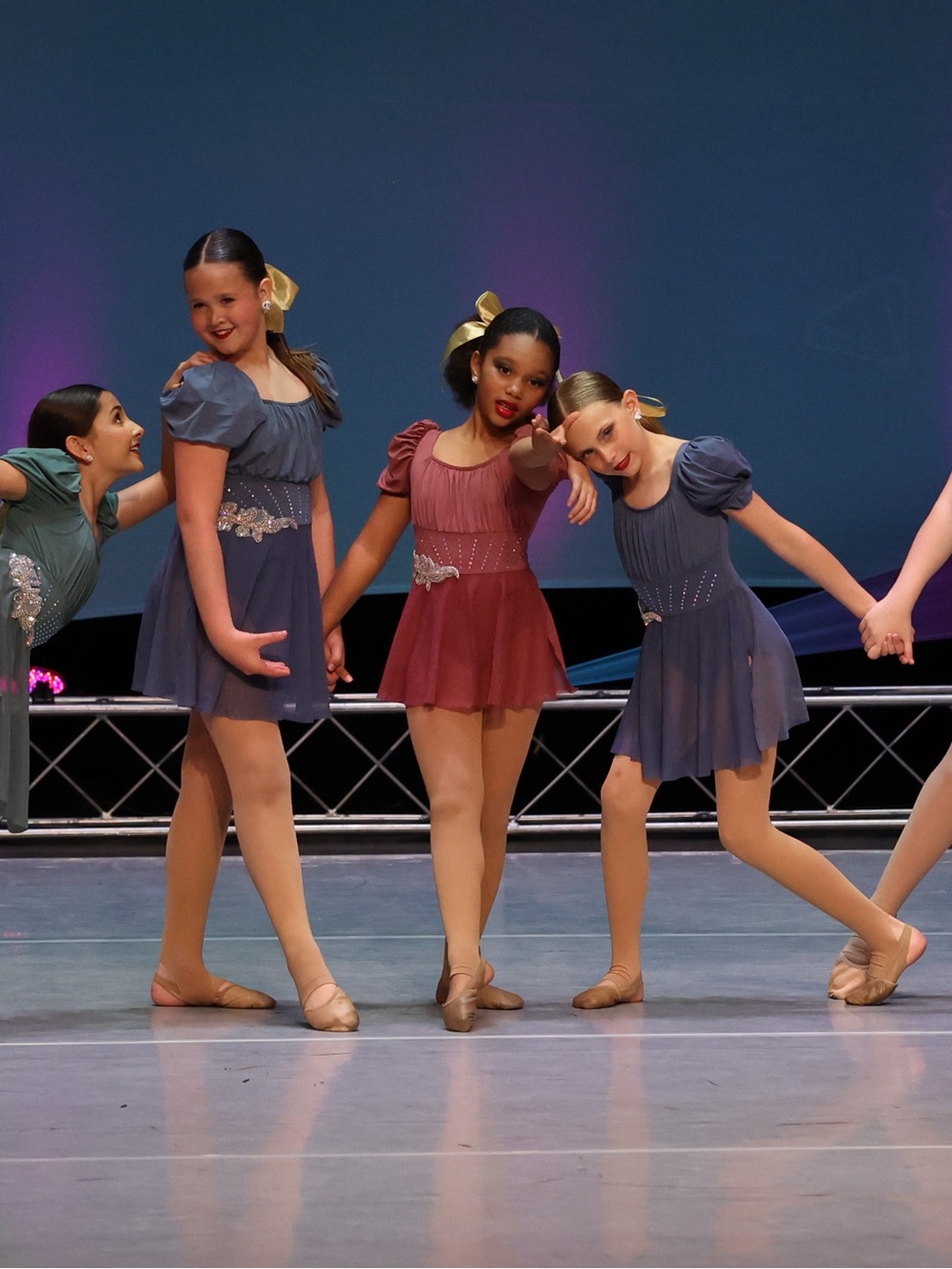 Girls' Short-Sleeve Dance Costume Dress Blue